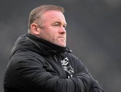 Wayne Rooney Banting Setir Jadi Petinju