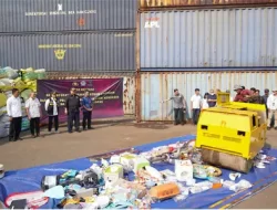 Impor Ilegal Percepat Laju Deindustrialisasi