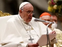 Jokowi Ucapkan Selamat Datang Paus Fransiskus di Indonesia