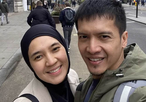 Dimas Seto dan Dhini Aminarti