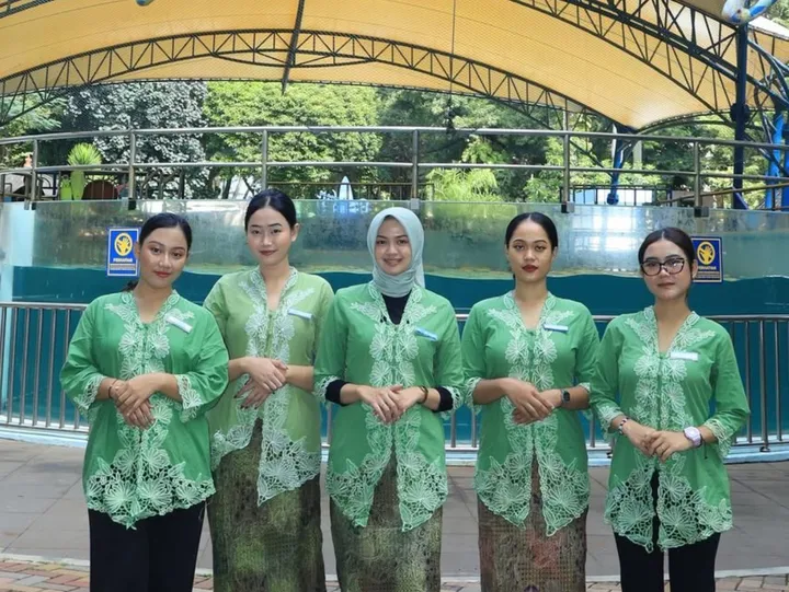 Perempuan Tangguh di Setiap Wahana Ancol