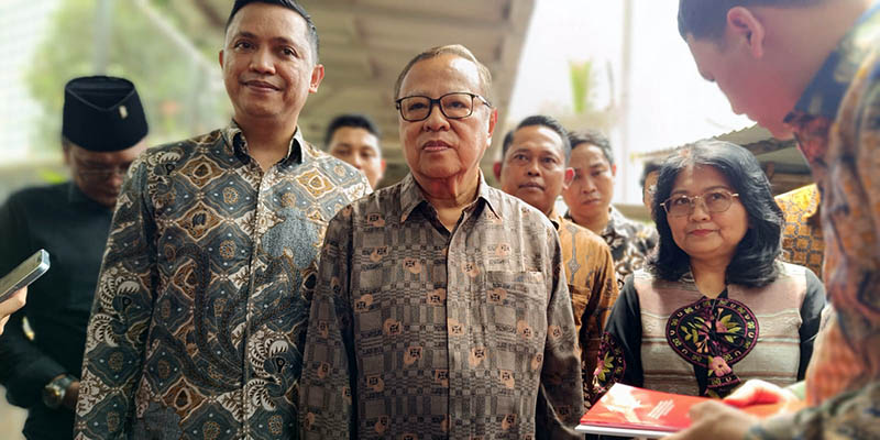 Uskup Agung Jakarta Kardinal Mgr. Ignatius Suharyo