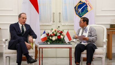Pramono Anung menerima kunjungan Duta Besar Prancis untuk Republik Indonesia dan Timor Leste, Fabien Penone di Balai Kota DKI Jakarta.