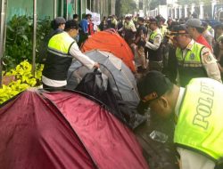 Gubernur Pramono Tegur Langsung Kepala Satpol PP DKI Usai Pembongkaran Paksa Tenda Demonstran