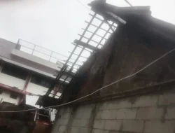 Pemkab Kepulauan Seribu Salurkan Bantuan untuk Korban Puting Beliung di Pulau Payung