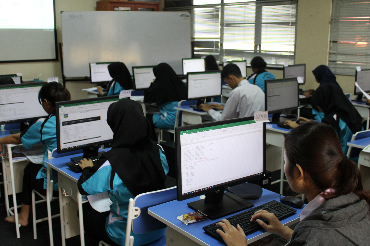 Ilustrasi - Pelatihan