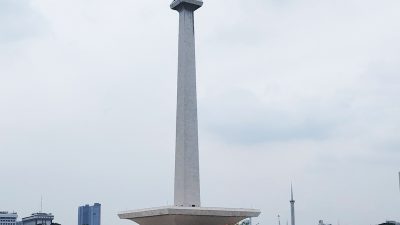 Monas Diserbu Ribuan Pengunjung Selama Libur Lebaran, Tawarkan Atraksi Hiburan Menarik