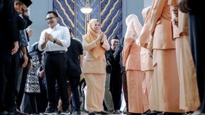 Kadisdik Jabar periode 2023-2025, Wahyu Mijaya dalam acara Pelepasan Kadisdik Jabar di Aula Ki Hajar Dewantara Disdik Jabar, Kota Bandung, Kamis, 10 April 2025.