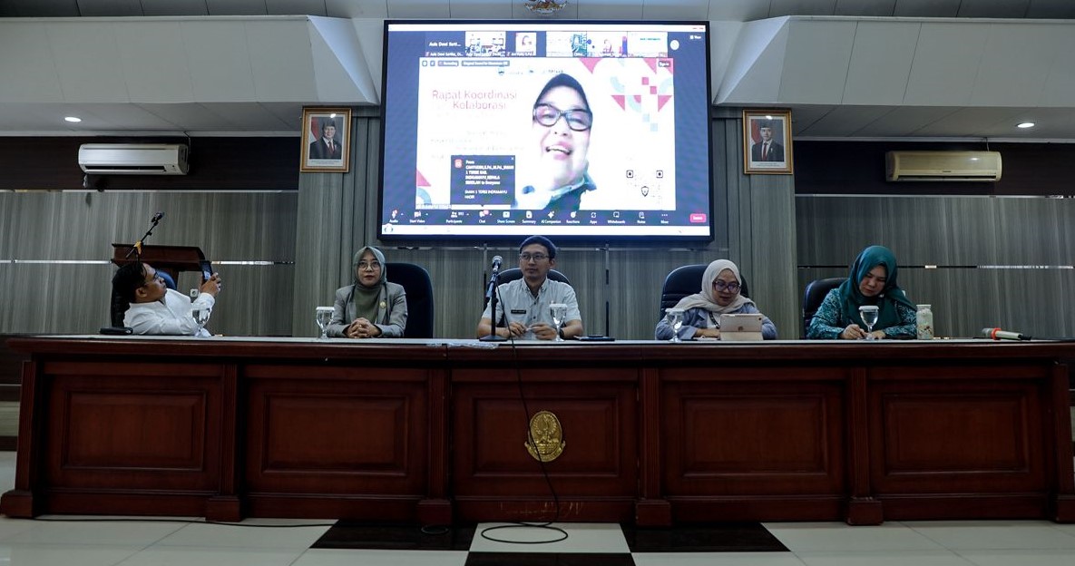 Rakor dan Kolaborasi Lintas Sektor Optimalisasi Sekolah Siaga Kependudukan di Aula Dewi Sartika, Kantor Disdik Jabar pada Selasa, 29 April 2025.