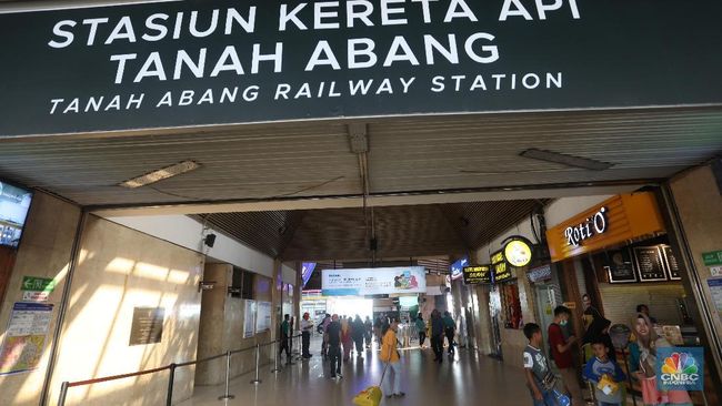 Ilustrasi - Stasiun Tanah Abang