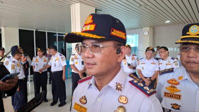 Dinas Perhubungan DKI bersama Transjakarta melakukan uji coba armada rute Transjabodetabek Blok M-Alam Sutera.