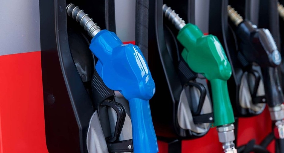 Ilustrasi - Stasiun pengisian bahan bakar minyak