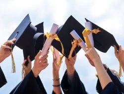 Mendikdasmen Abdul Mu’ti Tanggapi Isu Larangan Wisuda di Jawa Barat: Boleh Asal Tidak Memberatkan