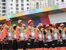 Hari Buruh di Monas, DLH DKI Kerahkan 1.050 Petugas Kebersihan dan Puluhan Armada
