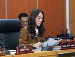 Siklus Ijazah Tertahan: Pemprov DKI Diminta Gratiskan Sekolah