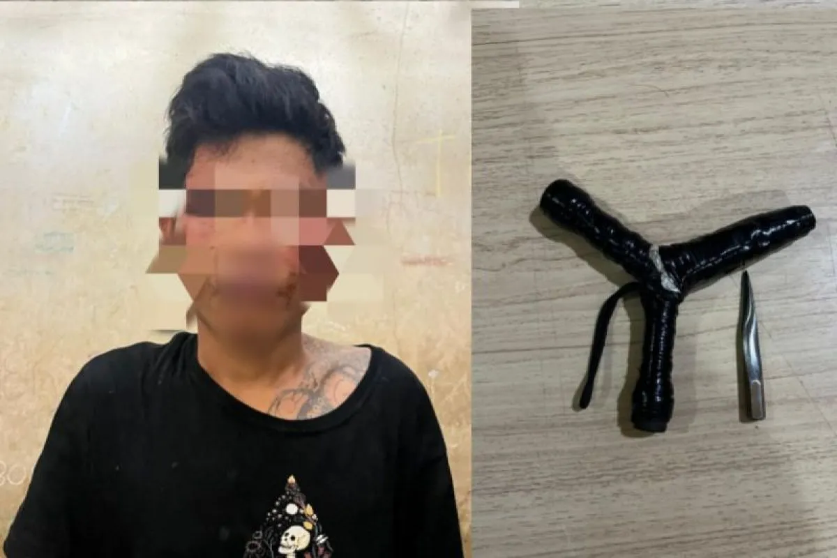 Pelaku pencurian kendaraan bermotor serta barang bukti berupa kunci leter T yang disita Polres Metro Jakarta Pusat