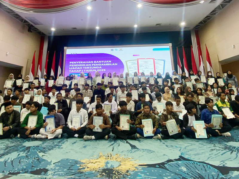 Ketua DPRD Sebut Program Pemutihan Ijazah Bentuk Perhatian Luar Biasa Pemprov DKI