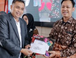 Seribu Guru dan Tenaga Pendidikan Menulis