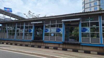 Ilustrasi - Halte Transjakarta Utan Kayu