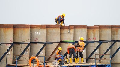 Ilustrasi - proyek tanggul laut raksasa (Giant Sea Wall)
