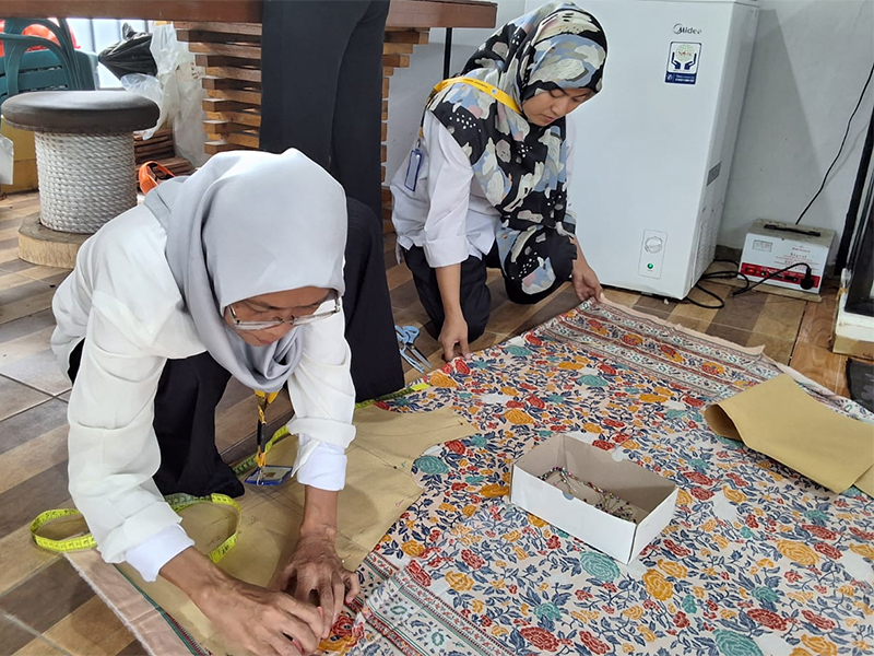 PPKD Jaksel Fasilitasi Pelatihan Keterampilan Warga Grogol Selatan