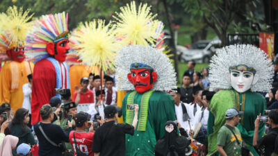 Disbud Adakan Festival Ondel-Ondel dan Palang Pintu di TMII