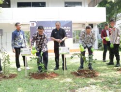 Inovasi untuk Bangsa: Taruna Ikrar Kepala BPOM RI, Tanam Pohon dan Resmikan Gedung INABIO PT Harsen