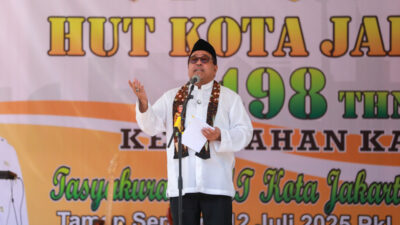 Rano Tasyakuran HUT Jakarta Bersama Warga Kamal