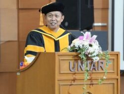 Dr Hendra Noor Saleh;   Dari Jurnalis Otomotif  ke Puncak Akdemik, Menyulut Ide Adopsi Mobil Listrik Lebih Cepat  