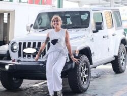 Lagi Tren Perempuan Pakai Jeep Wrangler Buat Harian, Ini Alasannya